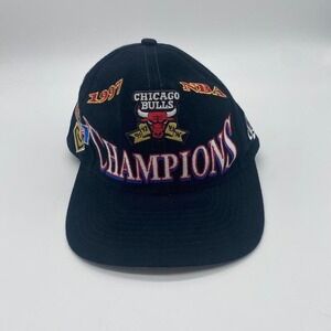 Vintage 1997 Bulls NBA Champions Logo Athletics‎ SnapBack